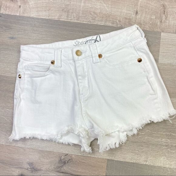 Special A Studded Raw Hem Jean Shorts White Size M - Picture 1 of 9